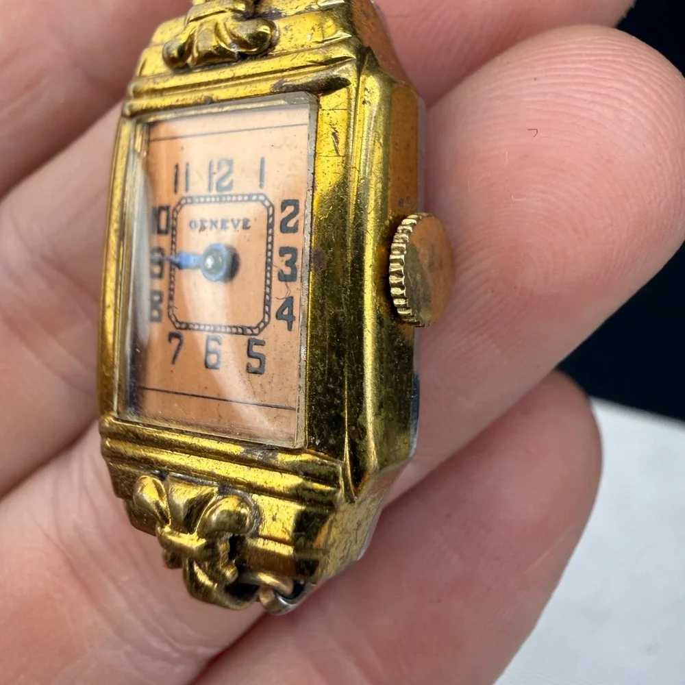 Vintage Geneva Watch Art Deco Benford Gold Tone Does Not Wind Prop READ
